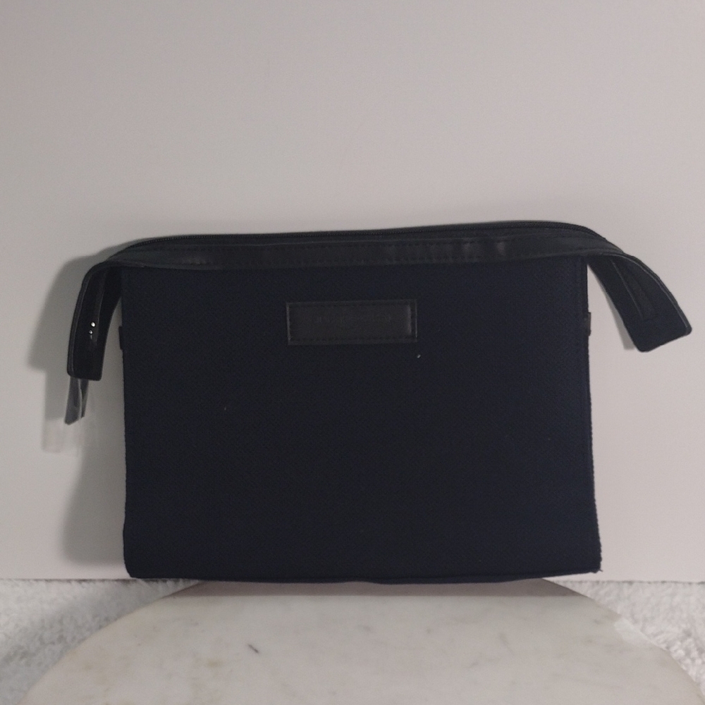 Giorgio Armani Fragrances Navy Blue Travel Toiletry Cosmetic Bag